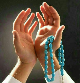 چرا بعد از دعا دستهای خود را به صورت میکشیم؟